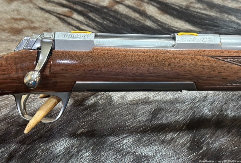 FREE SAFARI, NEW BROWNING X-BOLT WHITE GOLD MEDALLION 270 WIN GREAT WOOD-img-0