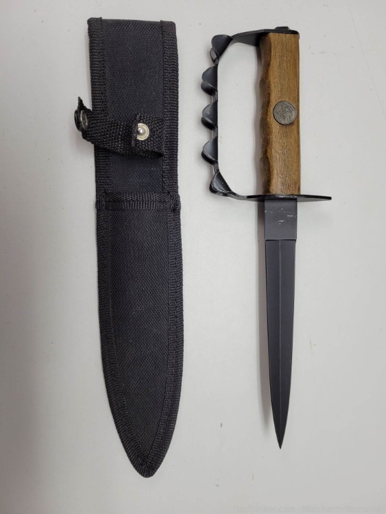 USMC commemorative Trench Knife with finger guard and nylon belt case -img-0