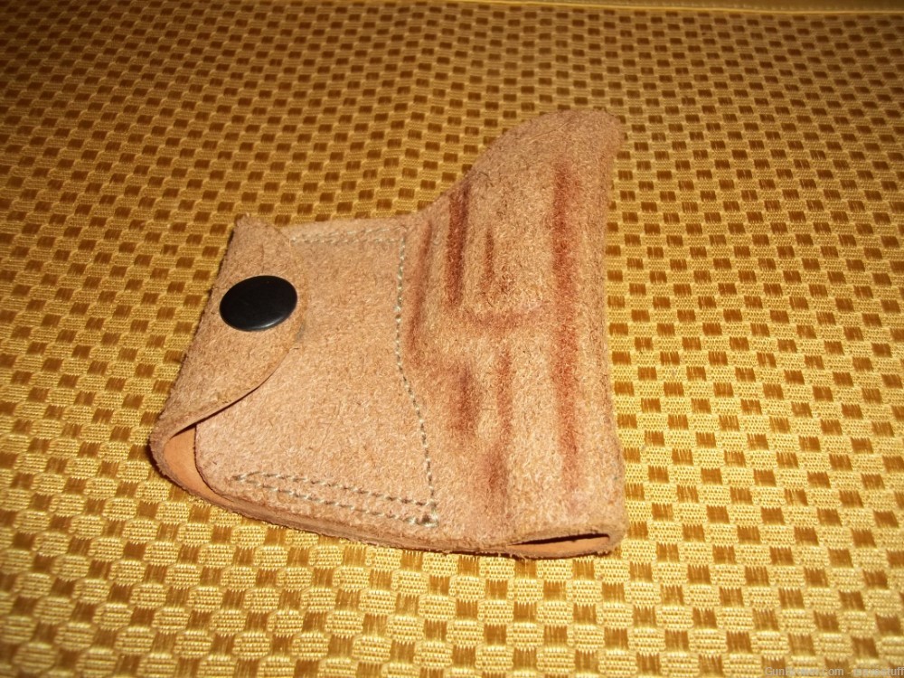 NAA North American Arms Suede Derringer Pocket Holster with Cartridge Pouch-img-5