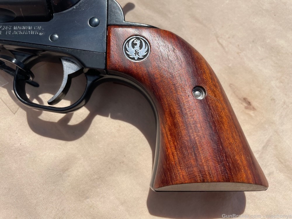 Ruger New Model Blackhawk 357 Magnum Revolver Blued Nice with Holster-img-14