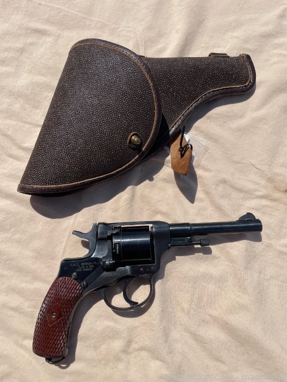 Russian Nagat Revolver 1944 7.63 x 38 R with holster Very Nice Model 1895-img-0