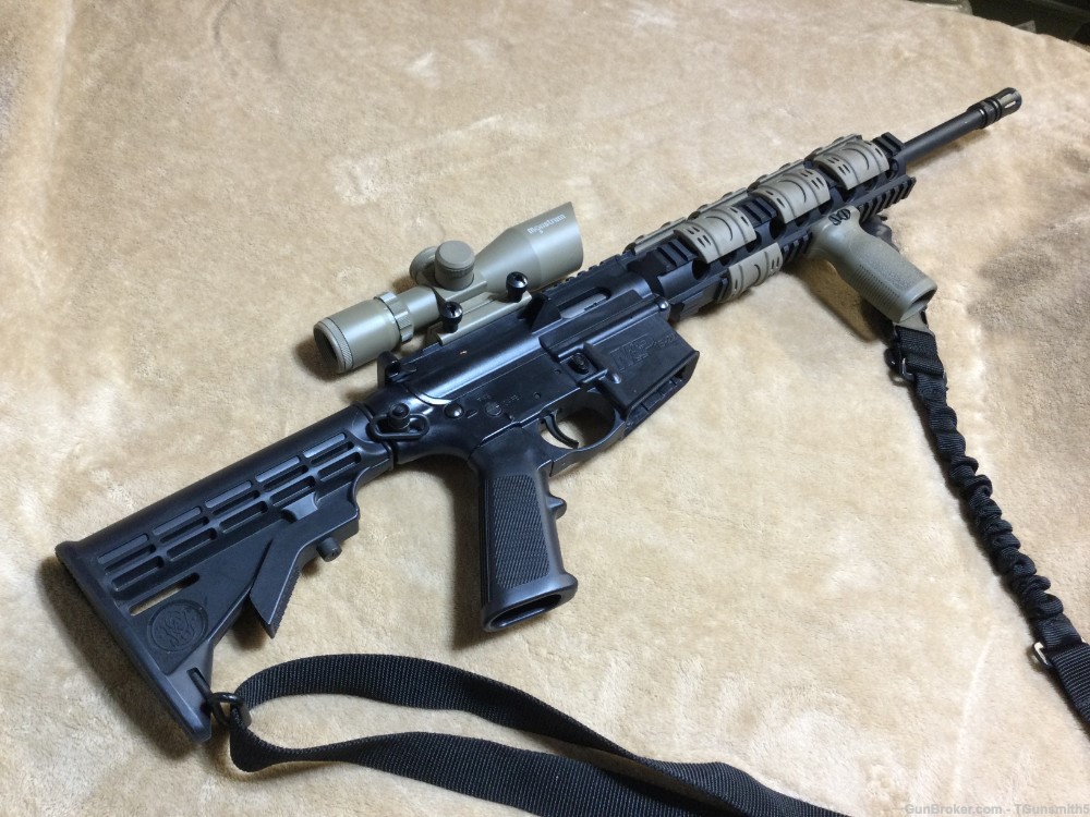 SMITH & WESSON M&P15-22 in .22 LR Cal. W/Acc’s-img-0