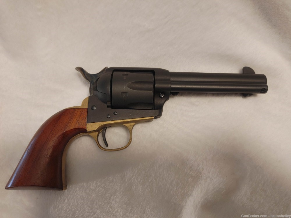 Uberti 1873 Cattleman Hombre 45 Colt 4.75”  -img-0