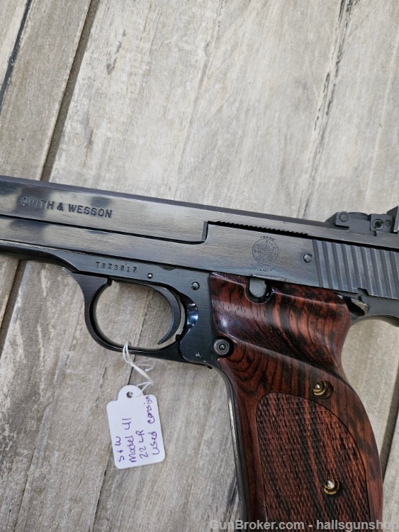 Smith & Wesson Model 41 22LR Semi Auto Pistol -img-22