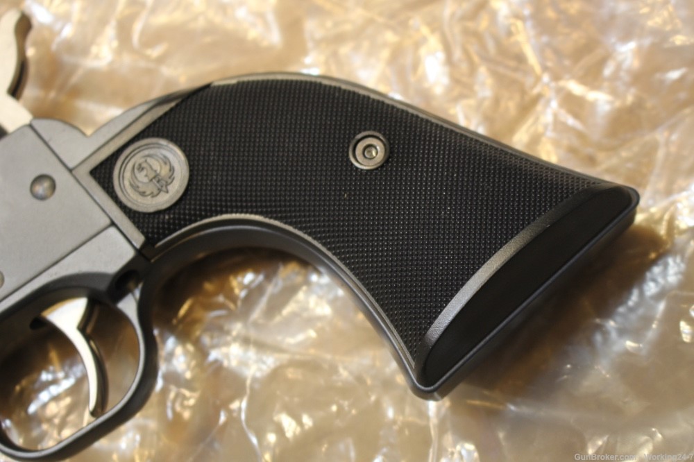 Ruger Wrangler Revolver SKU 02022, 22 LR, 4 5/8", Black Synthetic Grips-img-9