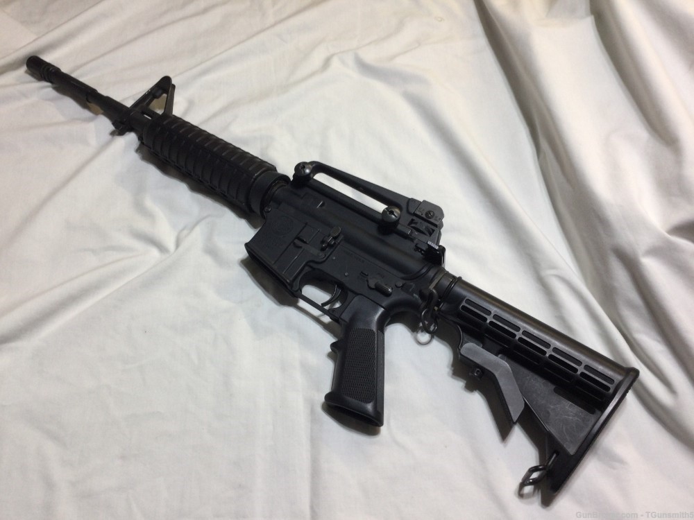 SMITH & WESSON M&P 15 Lower Receiver with a Chiappa M4-22 Upper.-img-1
