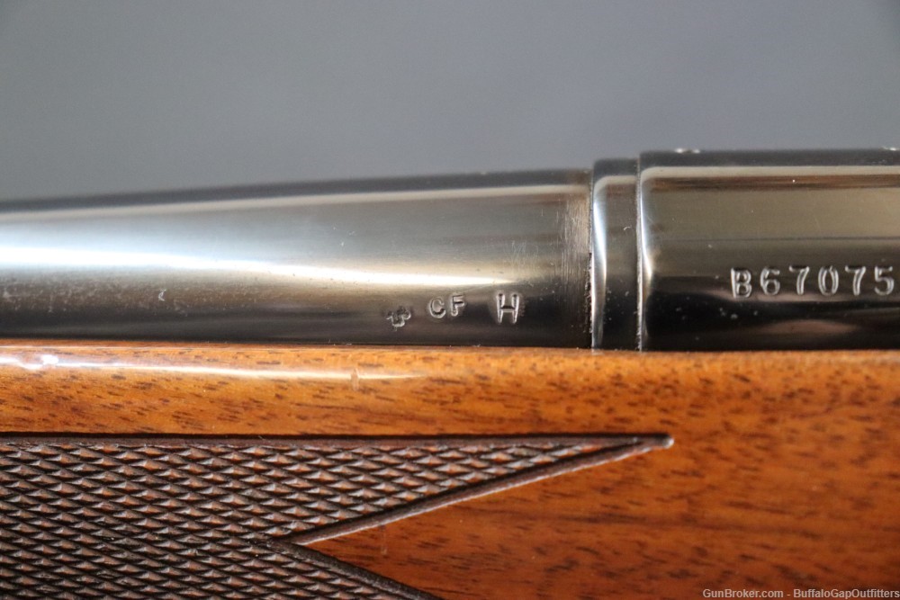 Remington 700 Classic 7mm Rem. mag Bolt Action Rifle-img-9