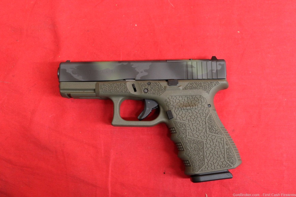 Glock 19 9mm OD Frame And Camo slide, GLK Custom Finish-img-3