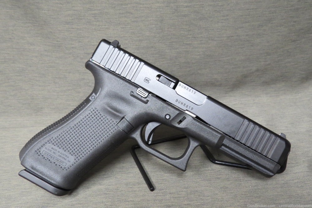 Glock G17 G5 9mm Pistol PA175S203 17 17+1-img-3
