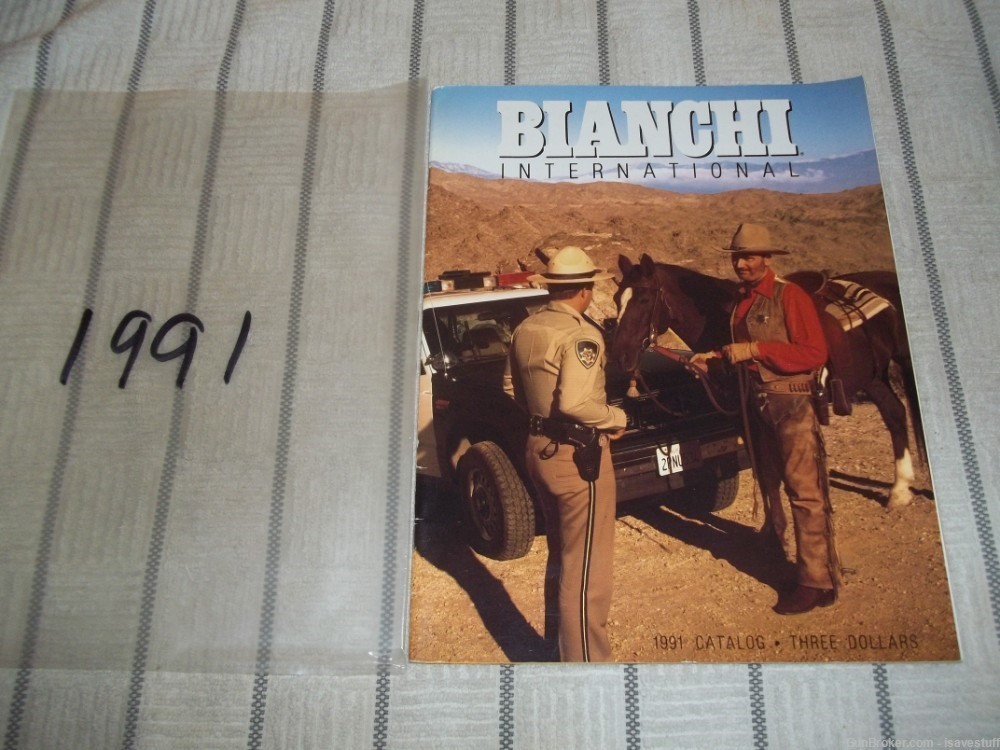 1991 BIANCHI LEATHER Holster Catalog Book 60+ pages Sig Glock S&W Beretta-img-0