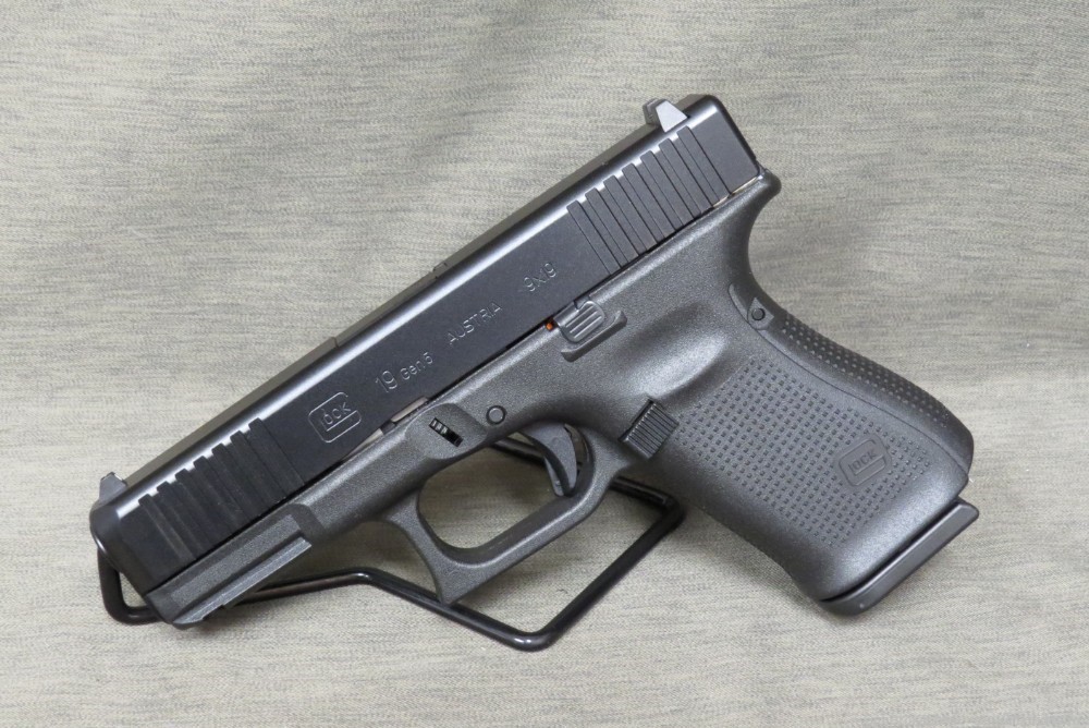 Glock G19 Gen5 9mm Pistol PA195S203 15+1 19 G5-img-1
