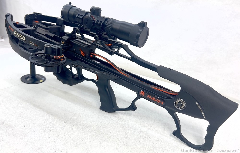 Ravin R26X Crossbow with coffin hard shell case and bolts -img-3