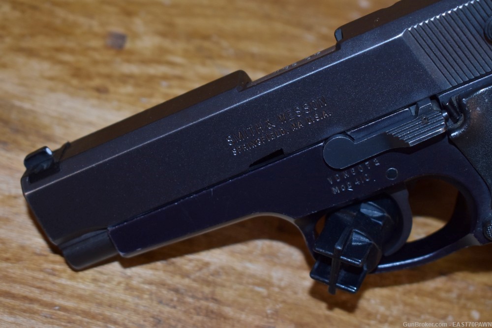Smith & Wesson Model 410 .40 S&W Semi-Auto Pistol 10RD Black-img-8