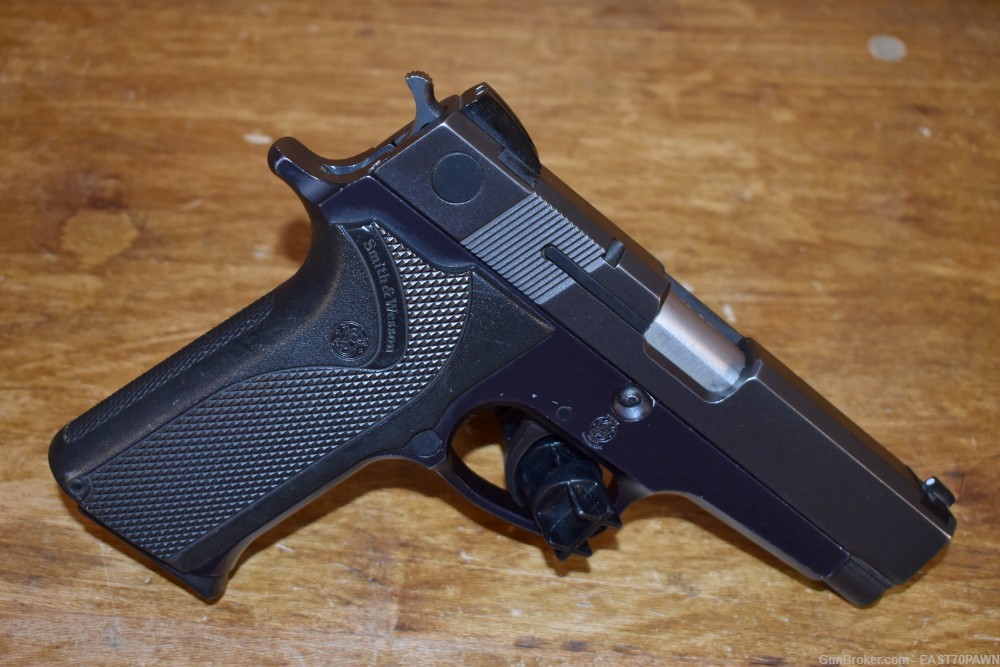Smith & Wesson Model 410 .40 S&W Semi-Auto Pistol 10RD Black-img-0