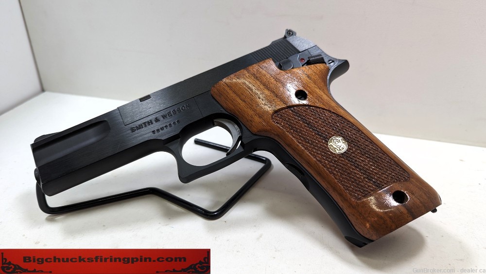 Smith & Wesson 422-img-1