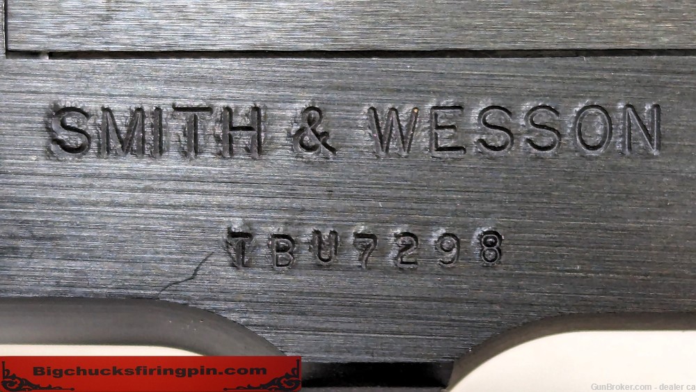 Smith & Wesson 422-img-3