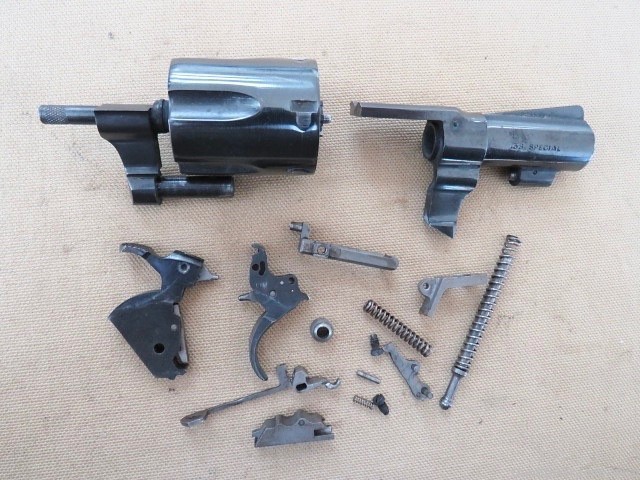 Rossi Model 335 .38 Spl Revolver Hammer Trigger & Internal Parts Lot Kit-img-0