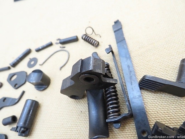 Bersa Model 95 .380 Pistol Internal Small Parts Lot Kit-img-2