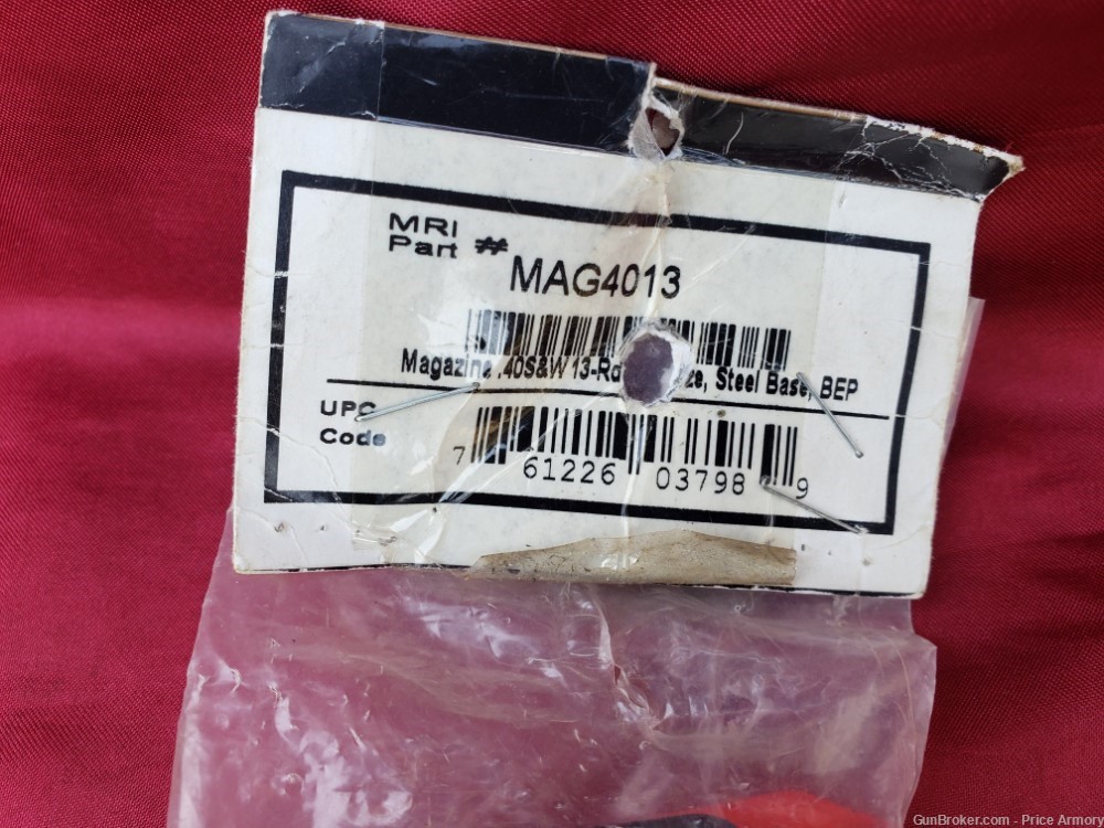 Magnum Research Baby Eagle magazine .40 S&W 13 round *NOS*-img-4