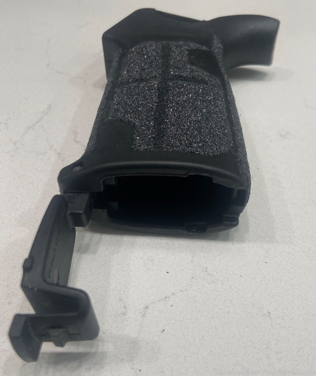 Cross Design Pistol Grip with Hand Applied 60/90 Silicon Carbide!-img-0