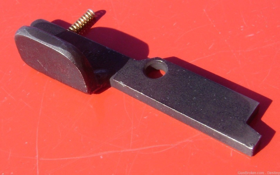 M203 Barrel Latch with Spring for the 40mm Grenade Launcher-img-3