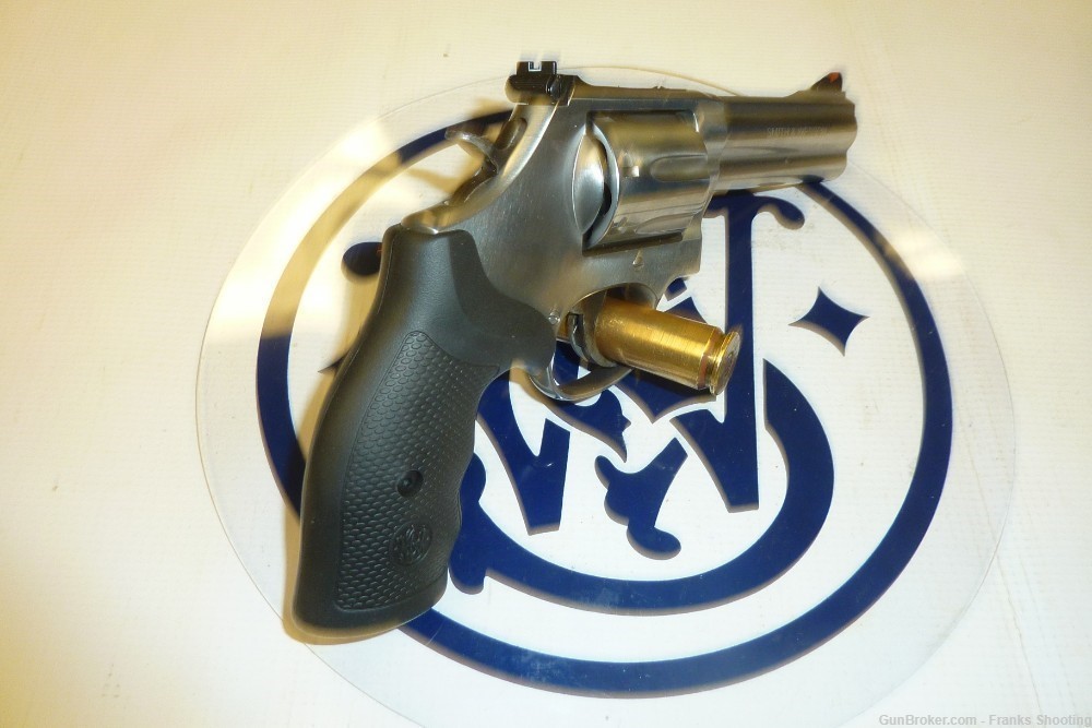 SMITH & WESSON 686 PLUS .357 CAL 4" BBL 7 RD CYLINDER NEW-img-4