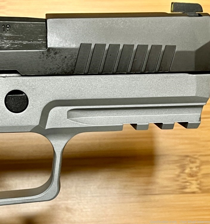 Sig Sauer P320 AXG Carry 9MM Reverse Two-Tone Pistol 320AXGCA-9-RTXR3-R2-img-6
