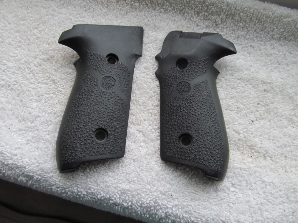 Sig Sauer P228/P229 Grips by Hogue-img-0