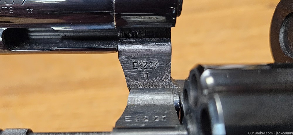 Colt Python, 6 inch, .357 Magnum-img-32