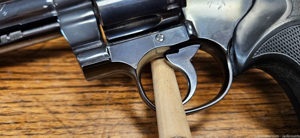 Colt Python, 6 inch, .357 Magnum-img-8
