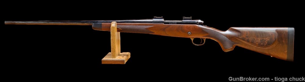 Winchester 70 Super Grade 300 WSM w/original box USA MADE-img-8