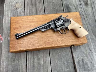 SMITH & WESSON 27-2 revolver .357 magnum 8 3/8" High Polish Blue