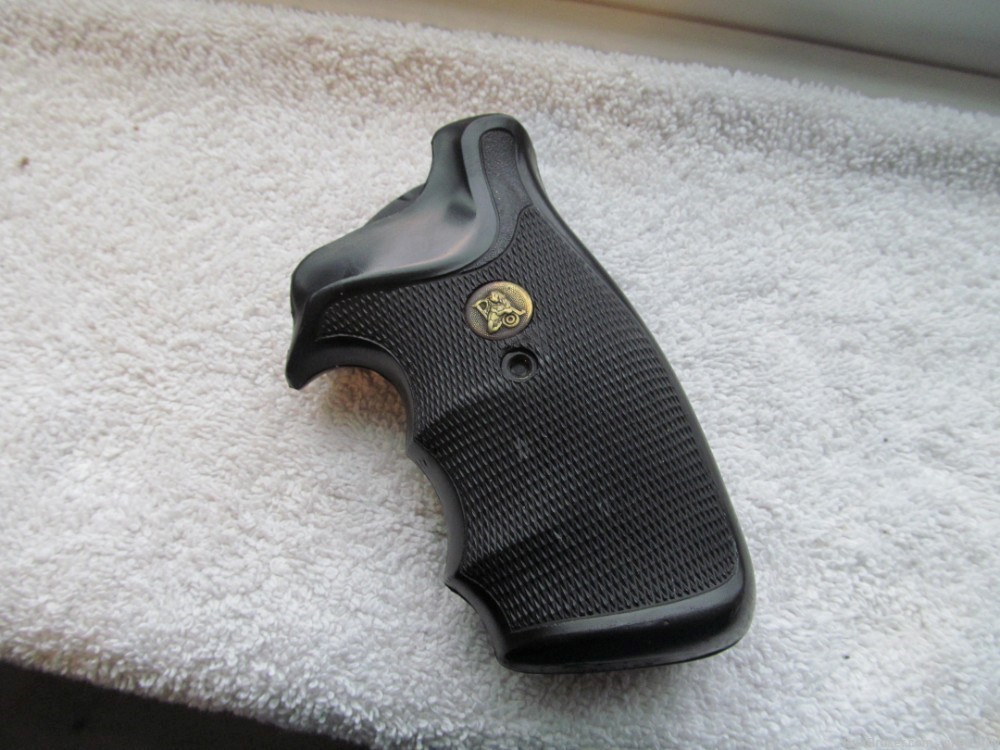 S&W K-Frame Square Butt Gripper by Pachmayr-img-0