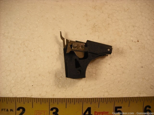 Gun Parts S&W Mod SW 380 Sear Housing Block Asbly W/Ejector Part No Reserve-img-0