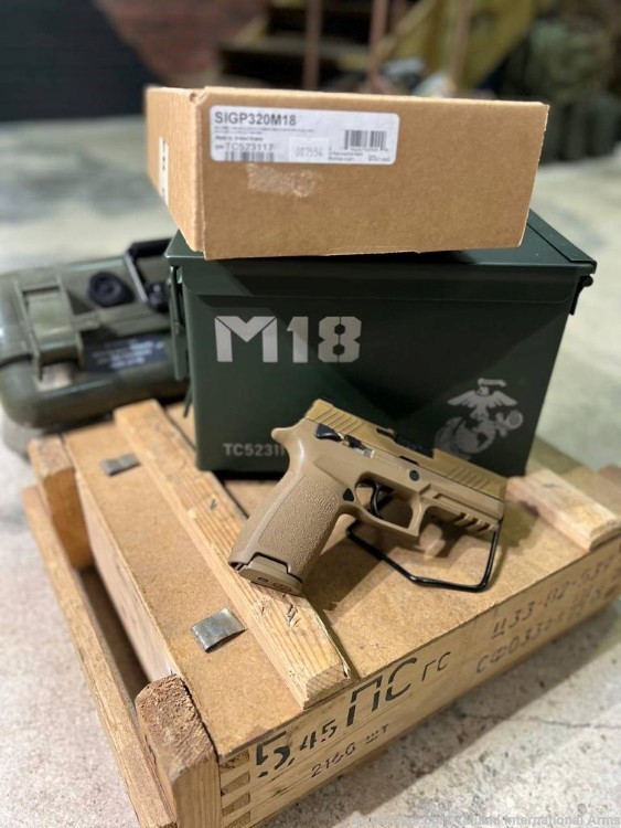 Sig M17 M18 Military Overrun rare set Collector P320 -img-3