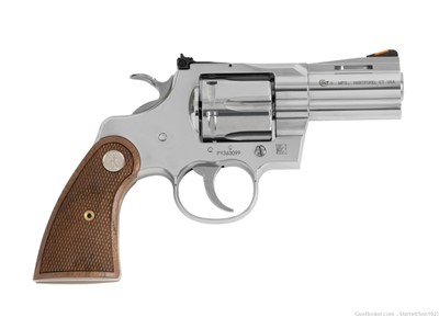 COLT PYTHON .357MAG/.38 SPECIAL 2.5" 6-SHOT STAINLESS STEEL WALNUT GRIPS