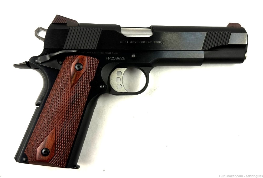 Colt govt model 1911 .45acp semi auto pistol 2005-img-3