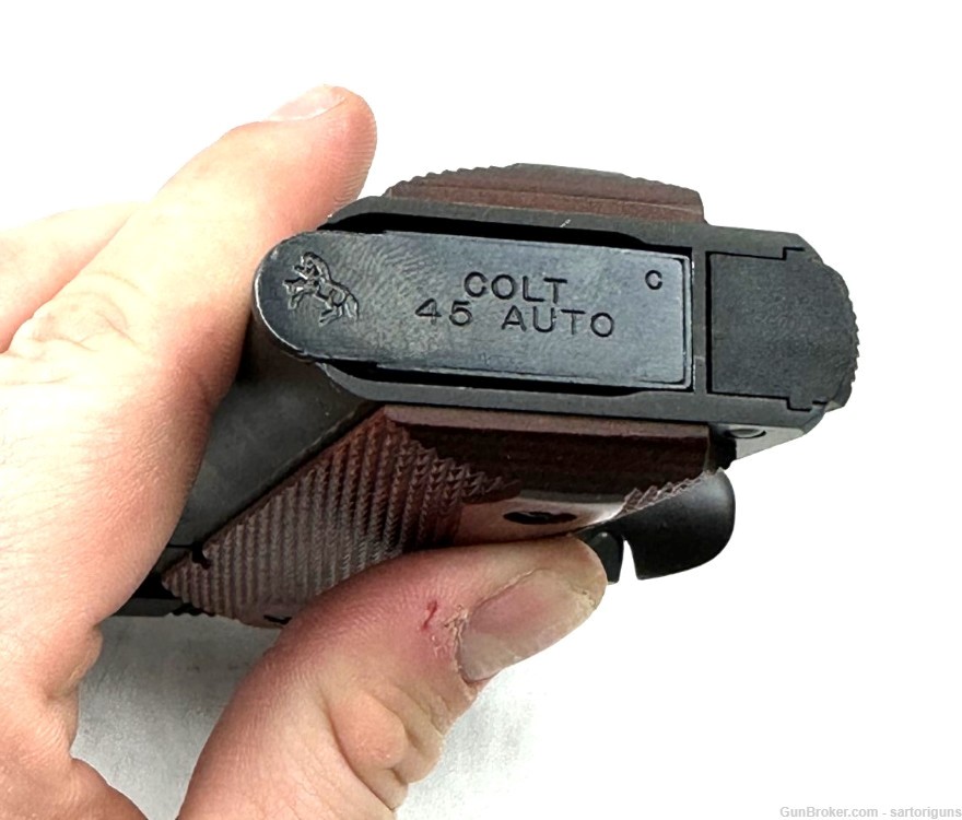 Colt govt model 1911 .45acp semi auto pistol 2005-img-9