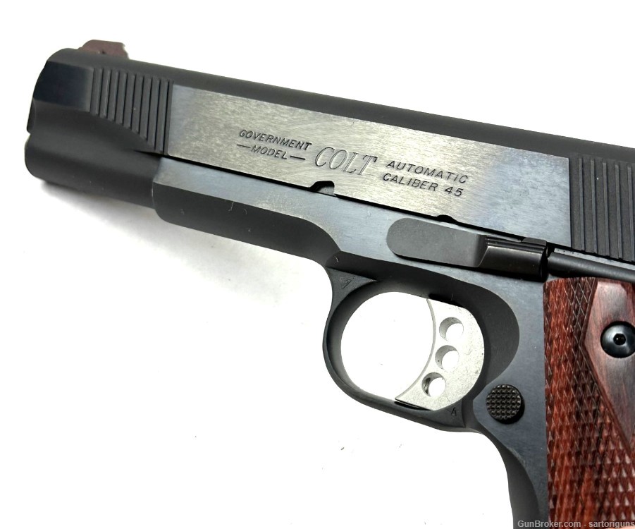 Colt govt model 1911 .45acp semi auto pistol 2005-img-8