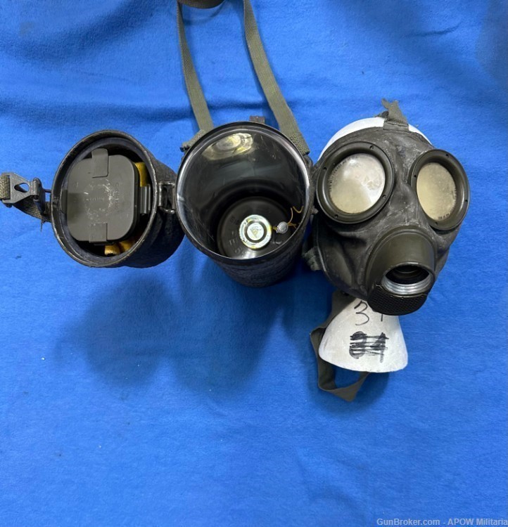 M54 German Gas Mask-img-0