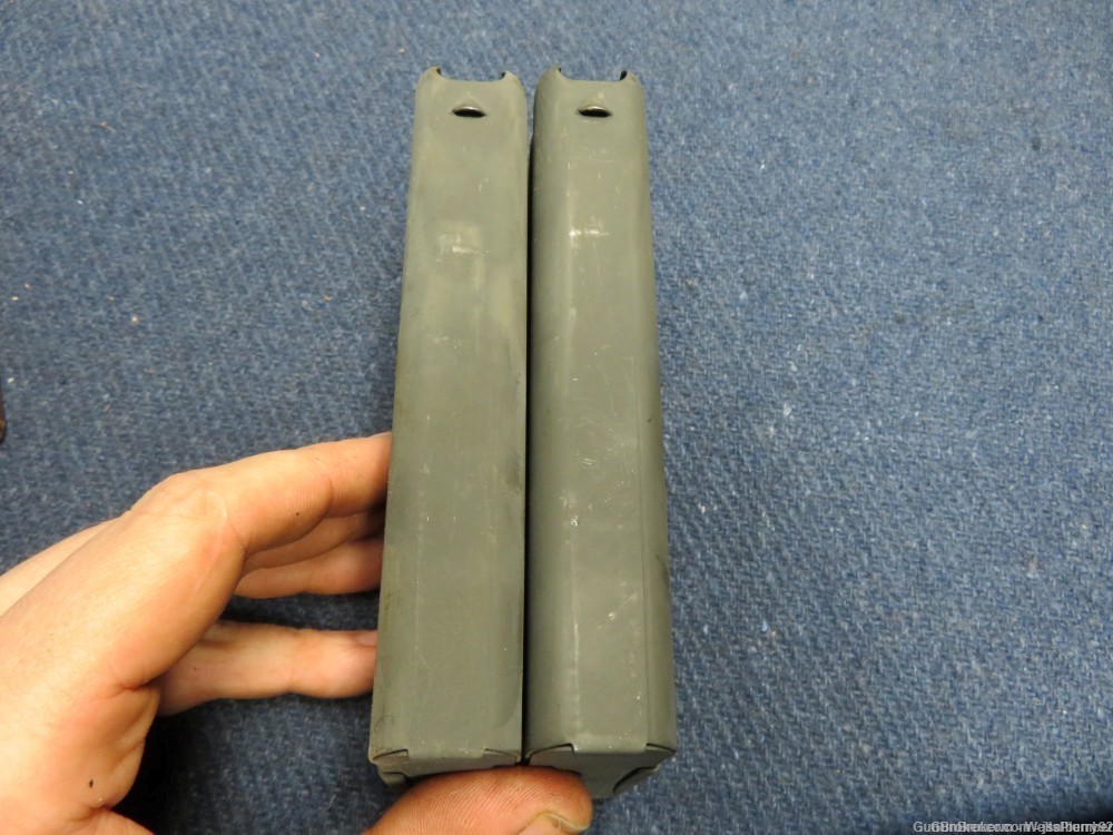 (2 TOTAL) METRIC PATTERN FAL L1A1 MAGAZINE WITH AUSTRIAN POUCH (VERY NICE)-img-2