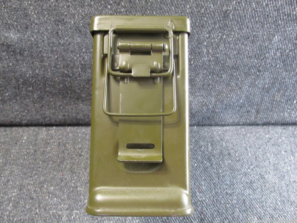 USGI WWII .30 CALIBER AMMO CAN WITH ORIGINAL PAINT (HARD TO FIND)-img-5