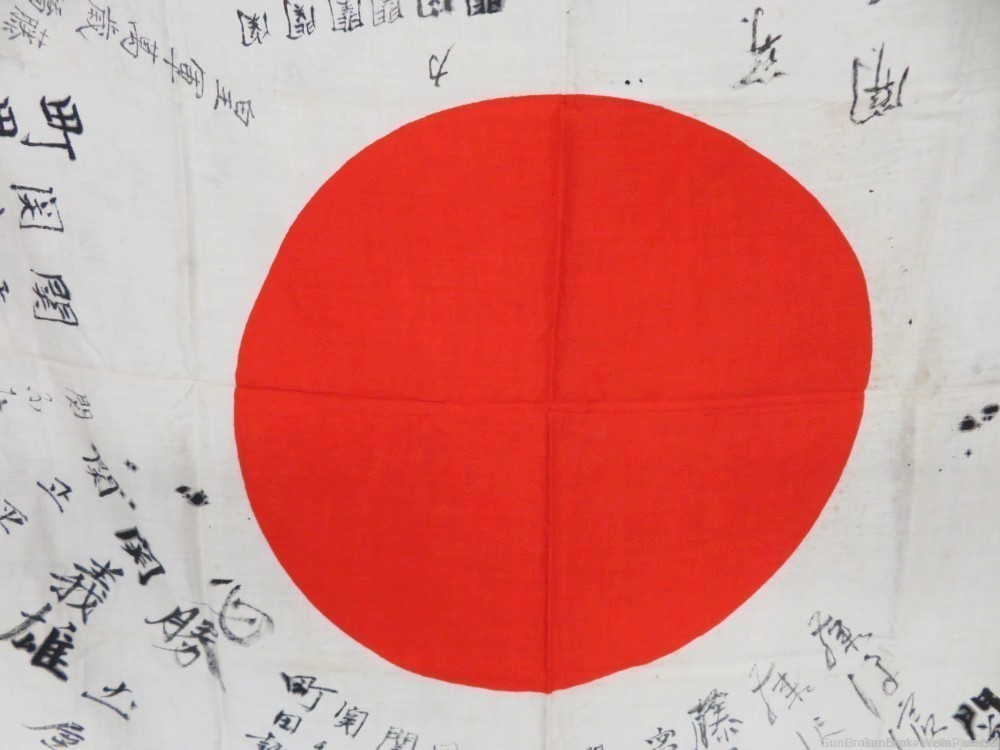  JAPANESE WW2 HINOMARU MEATBALL FLAG W/ SIGNED KANJI CHARACTERS (NICE)-img-17