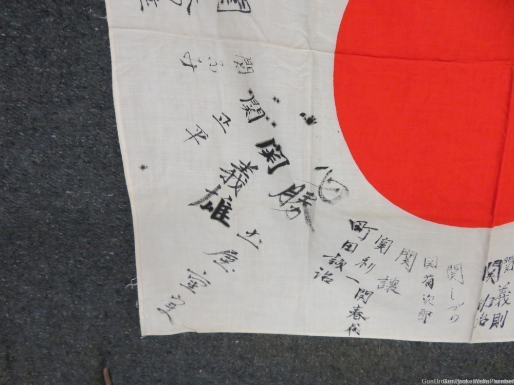  JAPANESE WW2 HINOMARU MEATBALL FLAG W/ SIGNED KANJI CHARACTERS (NICE)-img-3