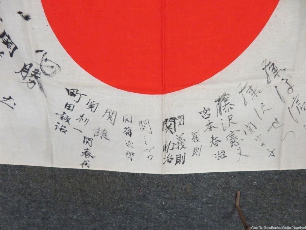  JAPANESE WW2 HINOMARU MEATBALL FLAG W/ SIGNED KANJI CHARACTERS (NICE)-img-4