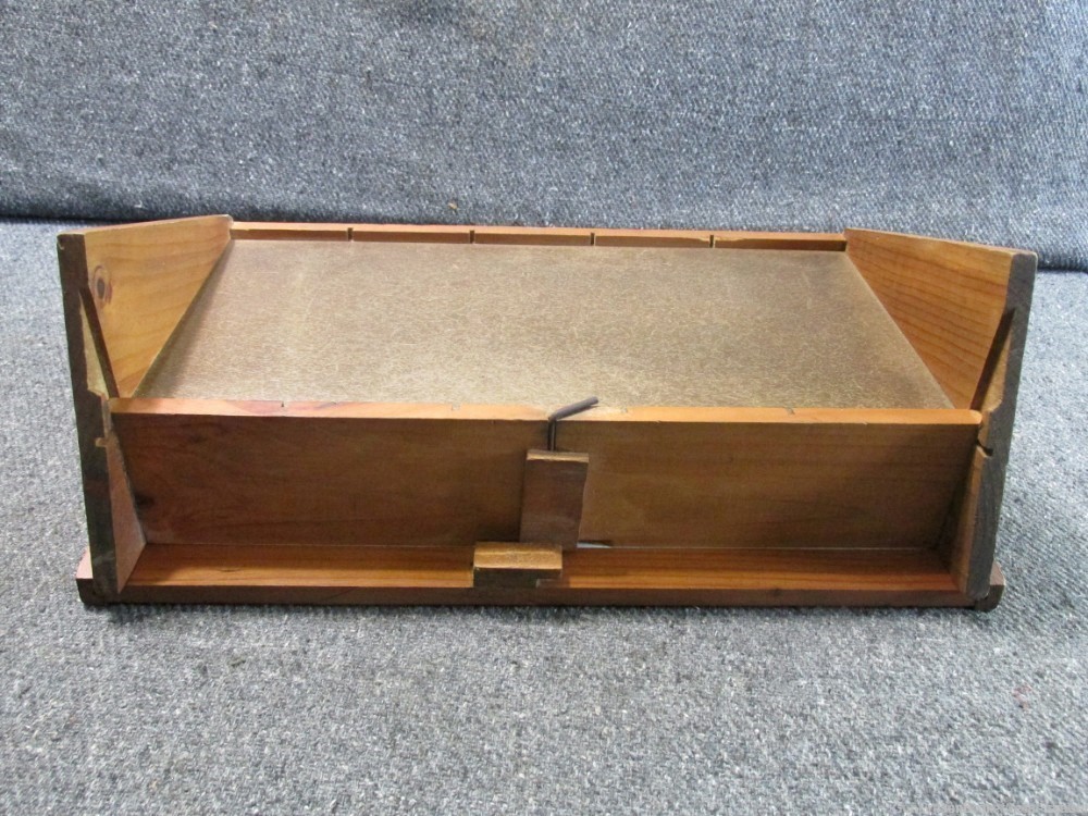 1930'S-1960'S REMINGTON COUNTER TOP DISPLAY CASE FOR .22 AMMUNITION RARE -img-13