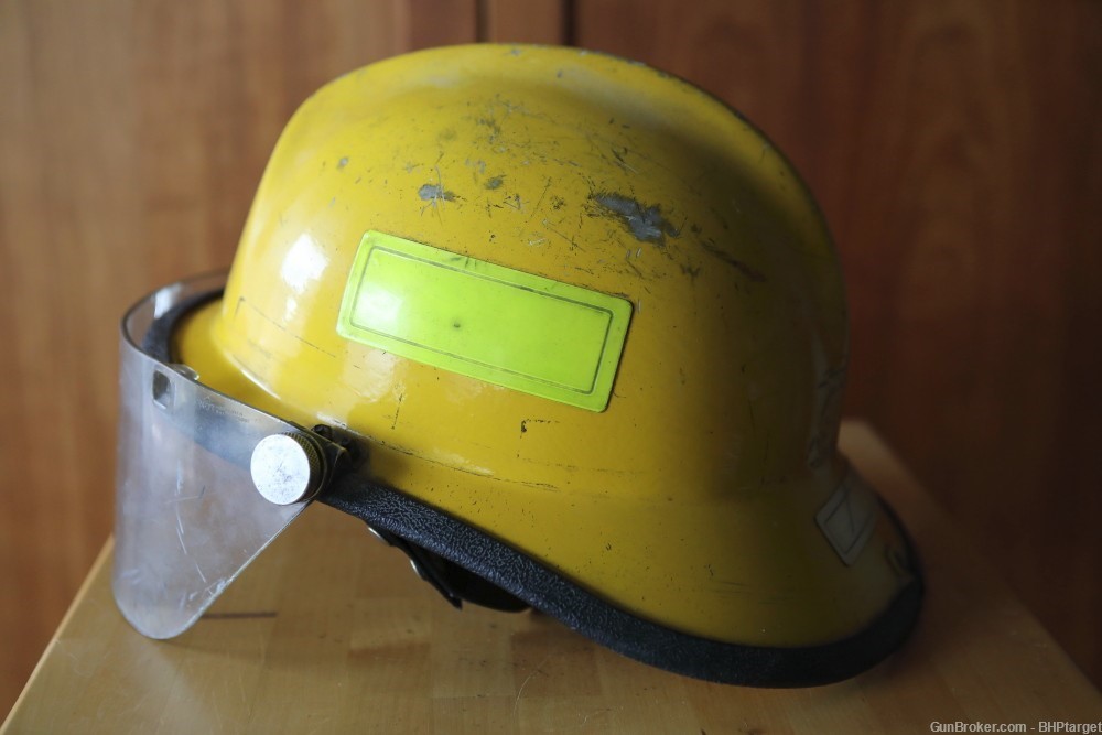 Fire Helmet Glendale CO genuine Cairns & Brothers Department Issued-img-2
