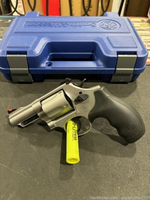 Smith Wesson Model 69 Combat - 44 mag-img-0