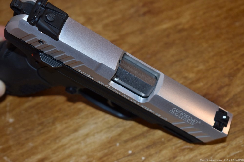 Ruger SR22 .22 LR 3.5" (Silver) Rimfire Pistol Case & (6) 10RD Mags-img-10
