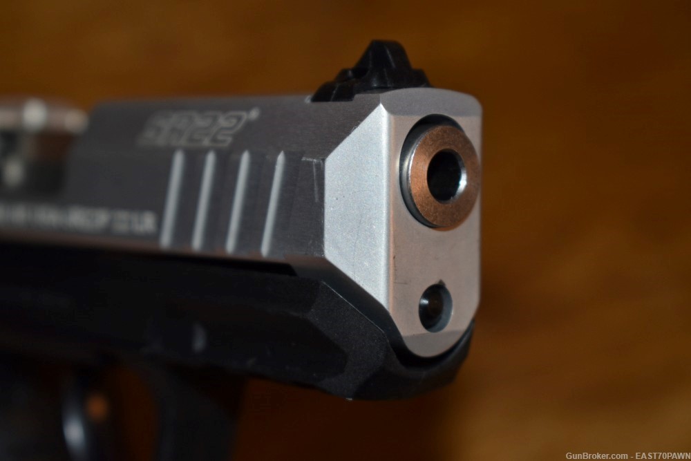 Ruger SR22 .22 LR 3.5" (Silver) Rimfire Pistol Case & (6) 10RD Mags-img-11
